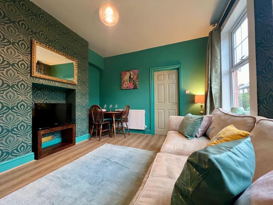 The Rose- Grd Floor, 2-5 Beds, Smarttv, Uni, Tram, M250 Fibre Lejlighed Nottingham Eksteriør billede