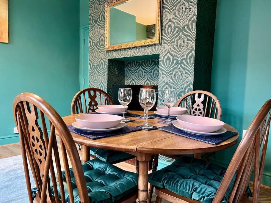The Rose- Grd Floor, 2-5 Beds, Smarttv, Uni, Tram, M250 Fibre Lejlighed Nottingham Eksteriør billede