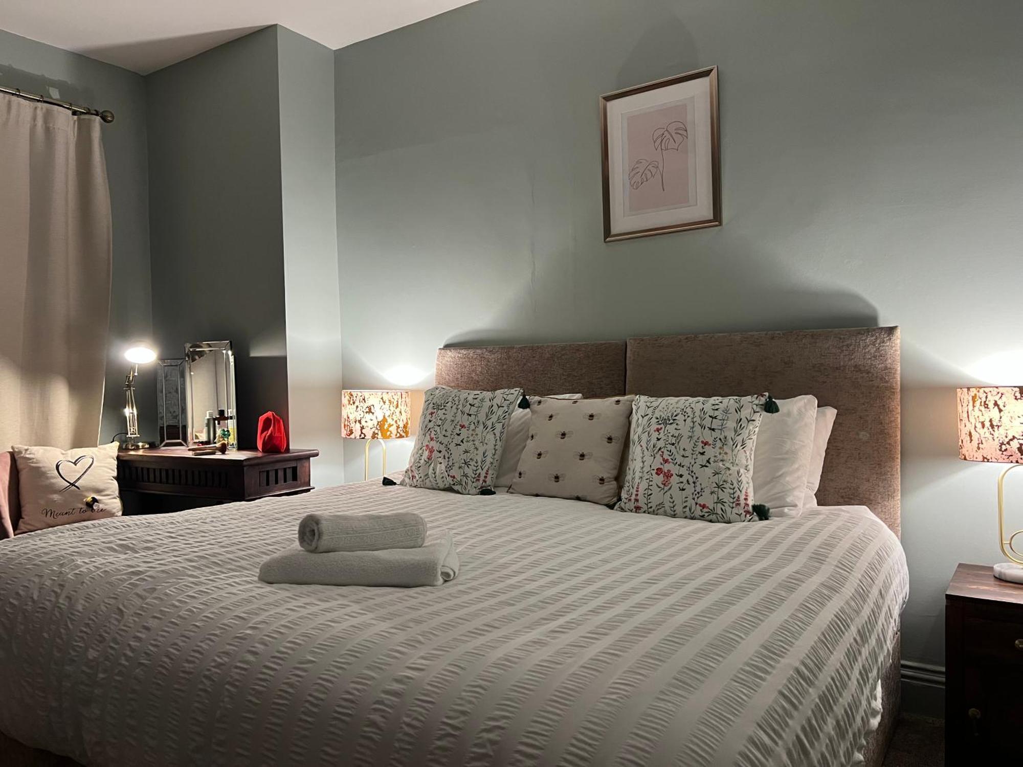 The Rose- Grd Floor, 2-5 Beds, Smarttv, Uni, Tram, M250 Fibre Lejlighed Nottingham Eksteriør billede